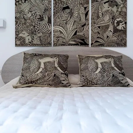 Greenlake & Parking *