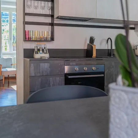 Greenlake & Parking Apartment Como