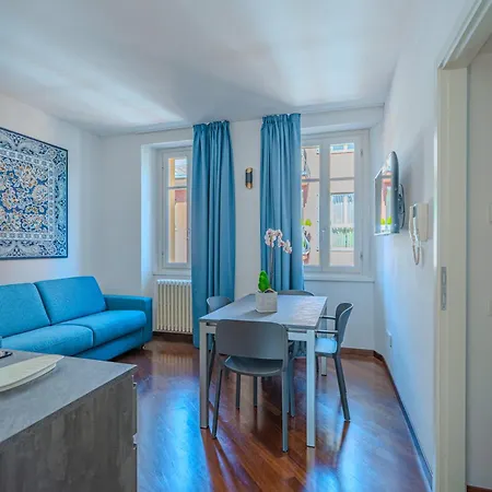 Greenlake & Parking *