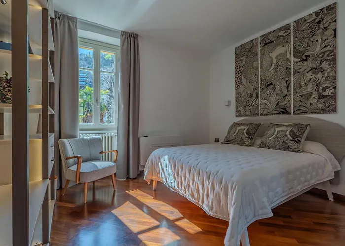 Greenlake & Parking アパート