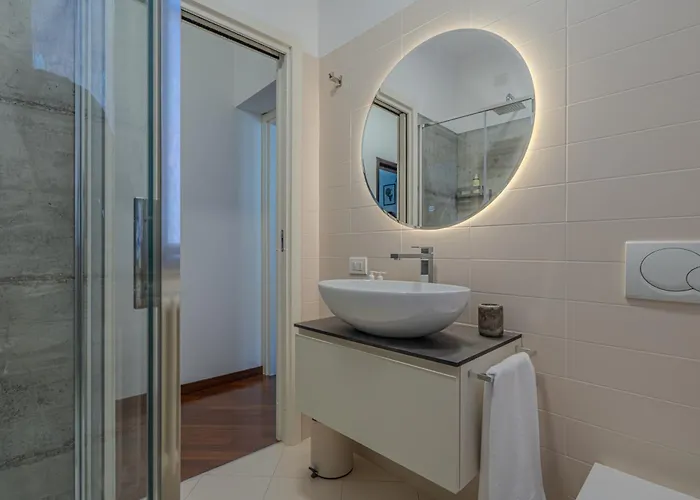 アパート Greenlake & Parking コモ