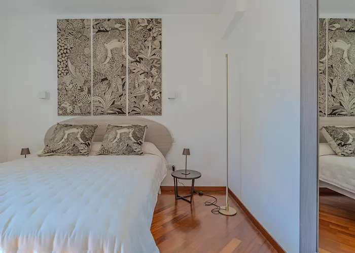 Greenlake & Parking דירה קומו