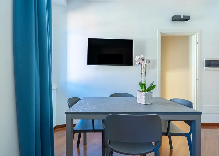 Greenlake & Parking דירה קומו