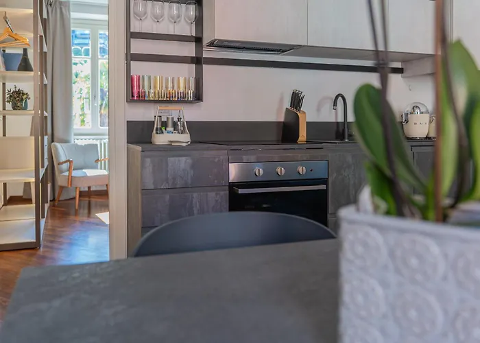 Greenlake & Parking アパート コモ