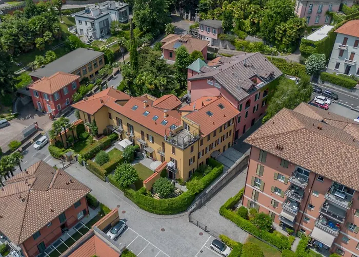 Greenlake & Parking קומו