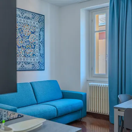 Greenlake & Parking Apartment Como