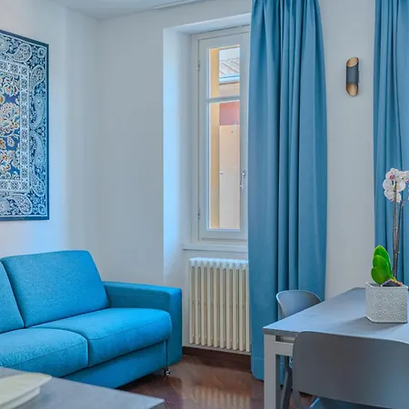 Greenlake & Parking Apartment